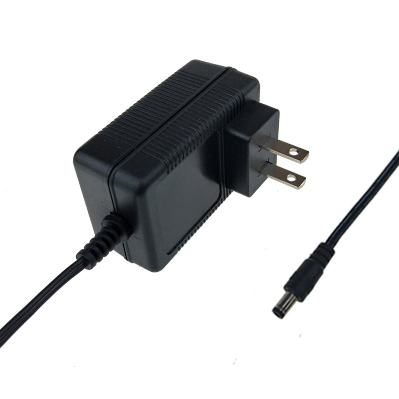 帶CE的12.6V 2A鋰電池充電器