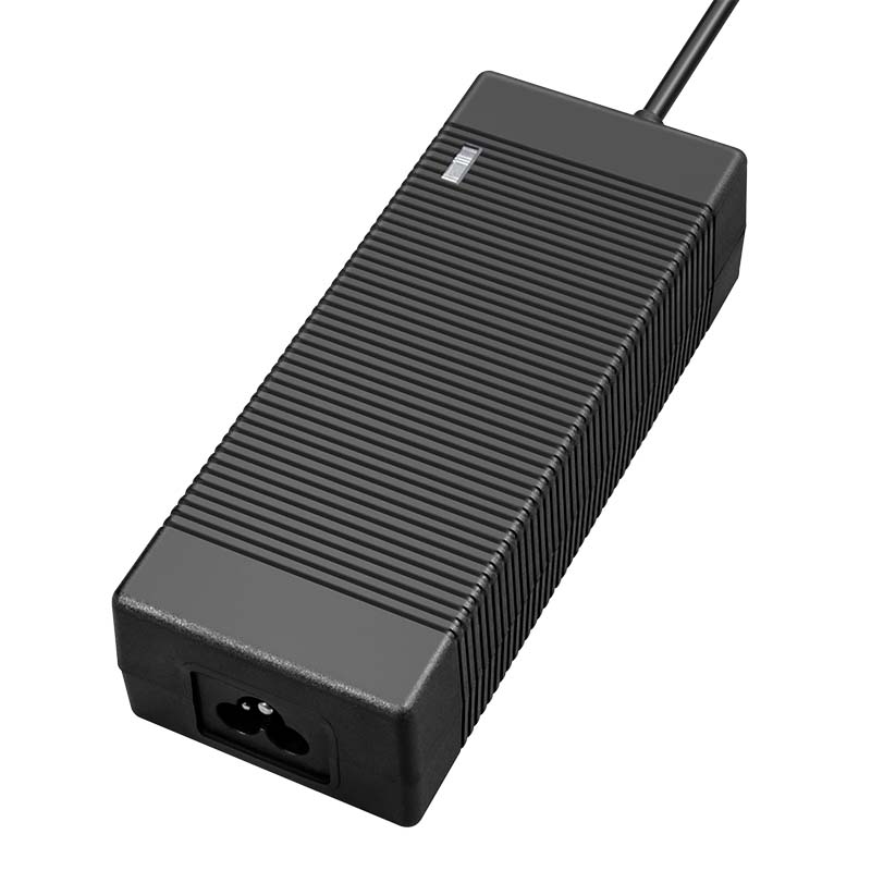 25.2V4A鋰電池充電器